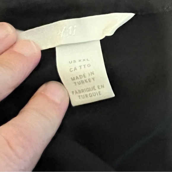 Loose black viscose shirt - H&M - Size XXL - Picture 2 of 8